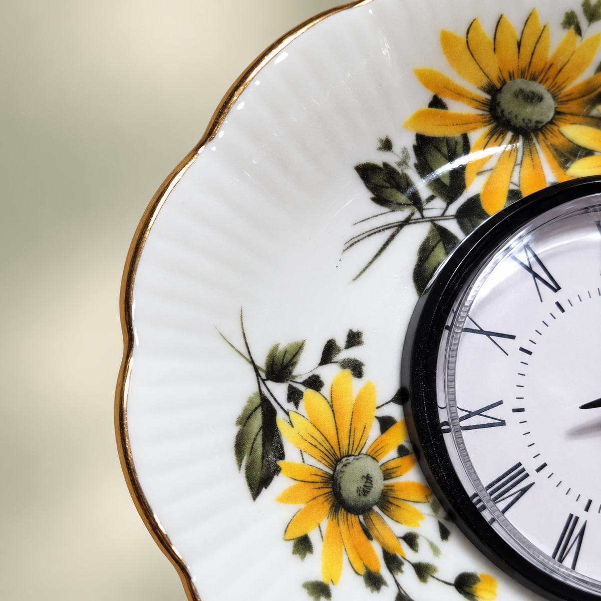 Golden Meadow Clock